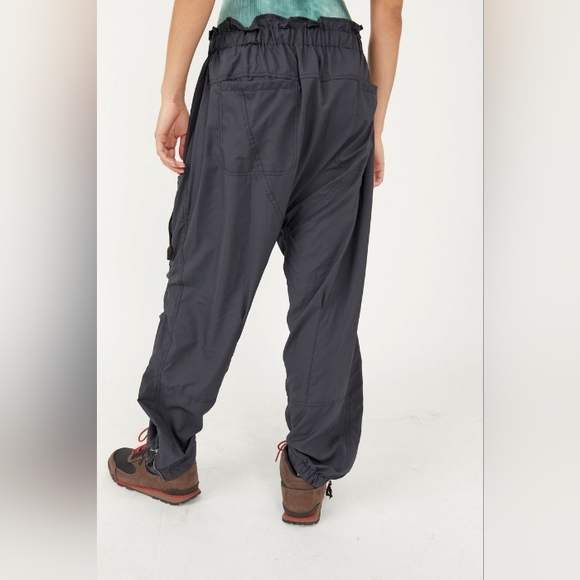 Free people Movement - Picture 4 of 10